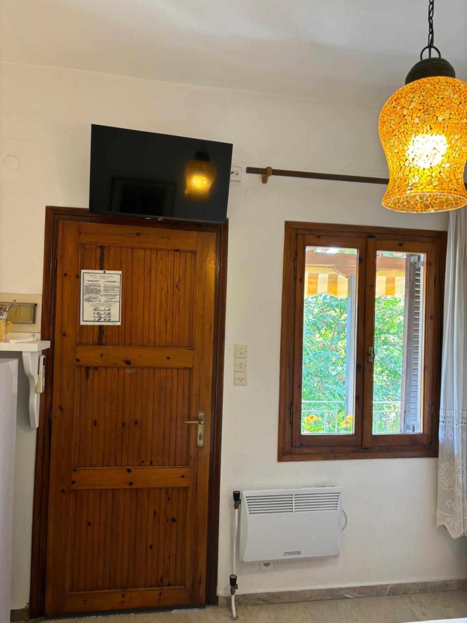 Marias Apartments Vasiliká Quarto foto